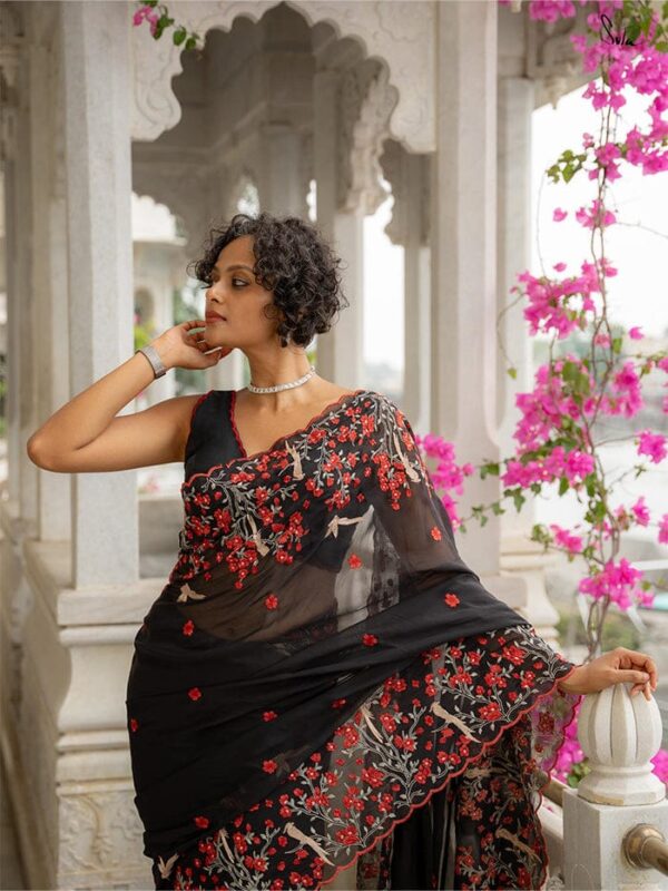 Exclusive New Trending pure Mullcotton 120 Count Mullcotton Black Saree